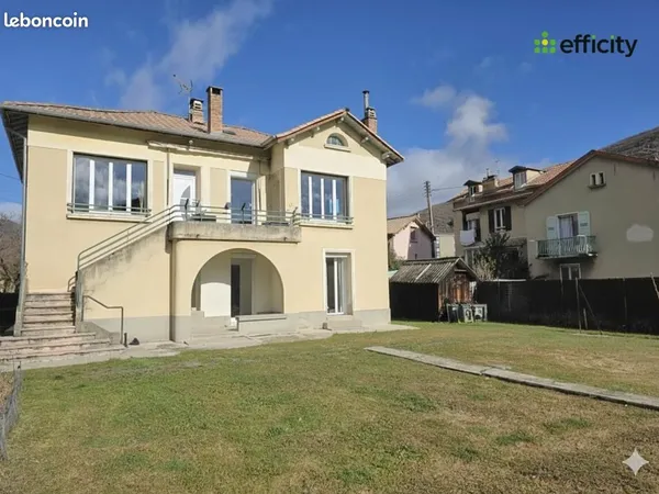 Maison 6 pièces 120 m² 