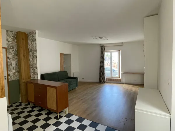 Loue studio 36m² CLISSON 