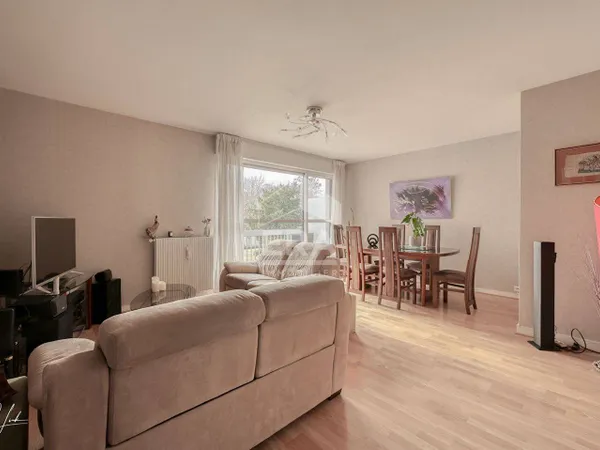 Appartement 3 pièces 74 m² 