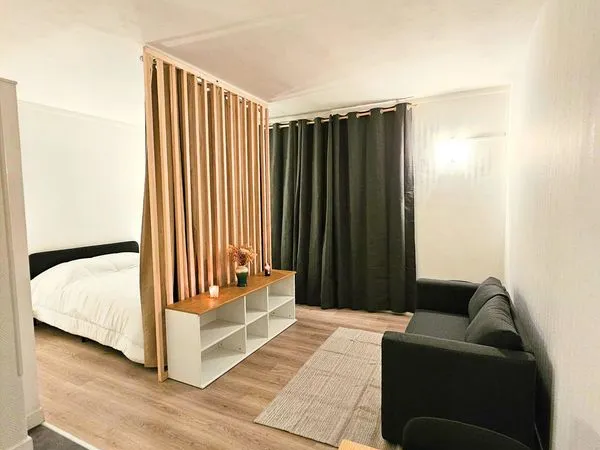 Studio meublé 30 m² / Entièrement rénové / Rue des Meuniers 