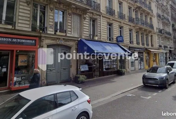 Local commercial 121 m² 