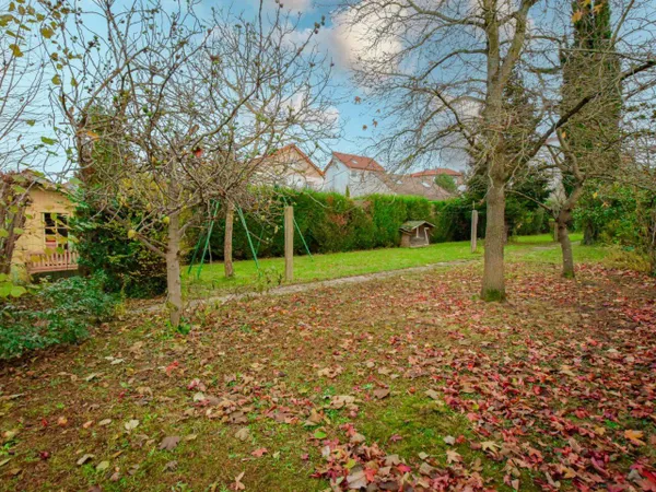 Propriété 2 pièces 150 m² 
