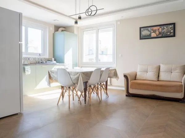Appartement 5 pièces 84 m² 