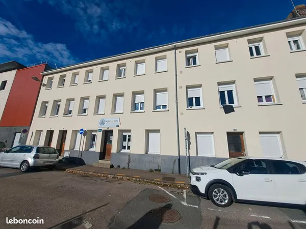 Immeuble 12 pièces 305 m² 