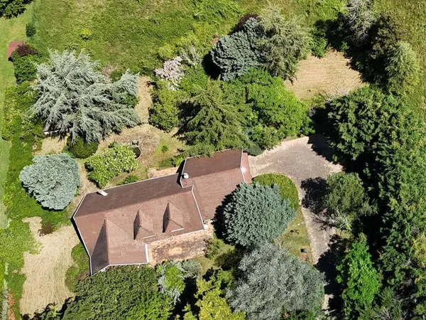 Maison 2 pièces 130 m² 
