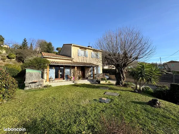 Maison 4 pièces 113 m² 