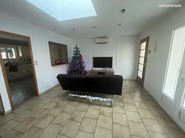 Charmante Maison de 124m2 sur Terrain de 1602m2 