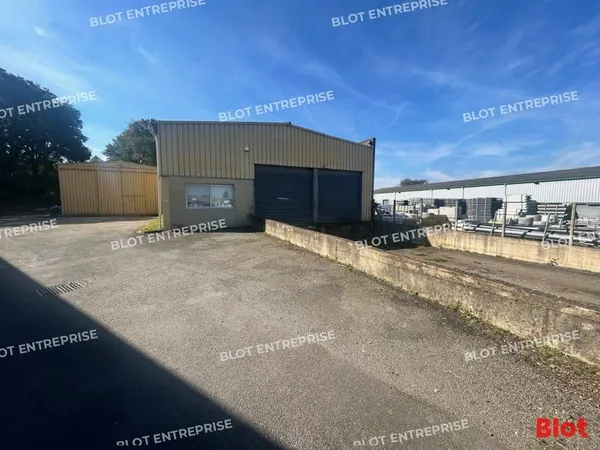 Local d'activité 1000 m² 