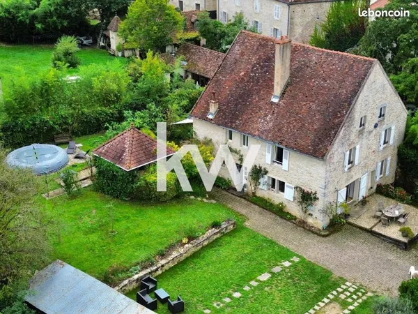 Maison 7 pièces 300 m² 