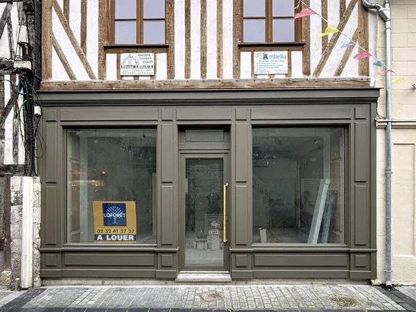 Local commercial 81 m² 