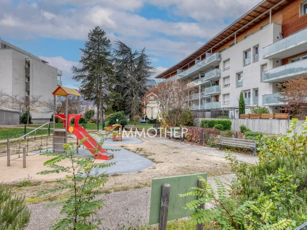 Appartement 4 P + C 83 m2 