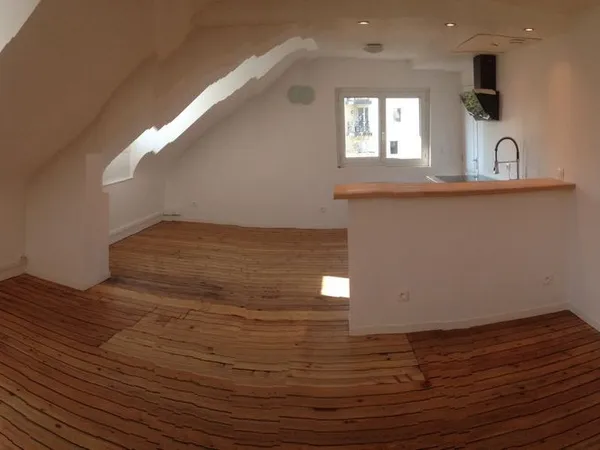 T3 de charme sous comble 58 m² aucun vis-à-vis 