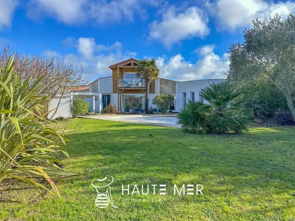 Maison de luxe 7 pièces 210 m² 