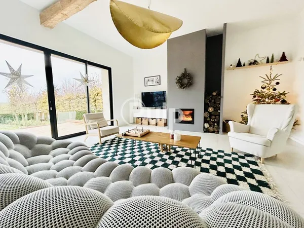 Maison 6 pièces 175 m² 
