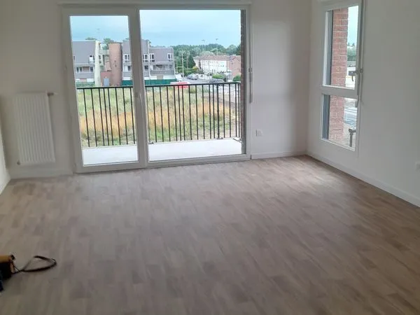Loue appartement neuf T3 