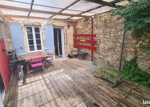 Maison 10 pièces 220 m² 