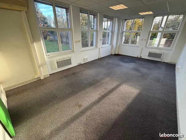 Bureaux 100 m² FELDKIRCH 