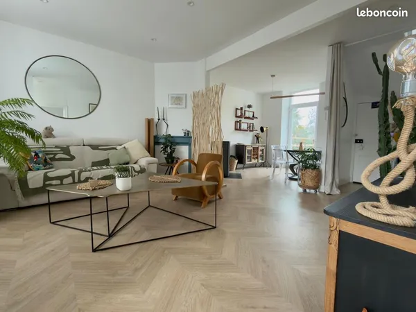 Manoir 4 pièces 92 m² 