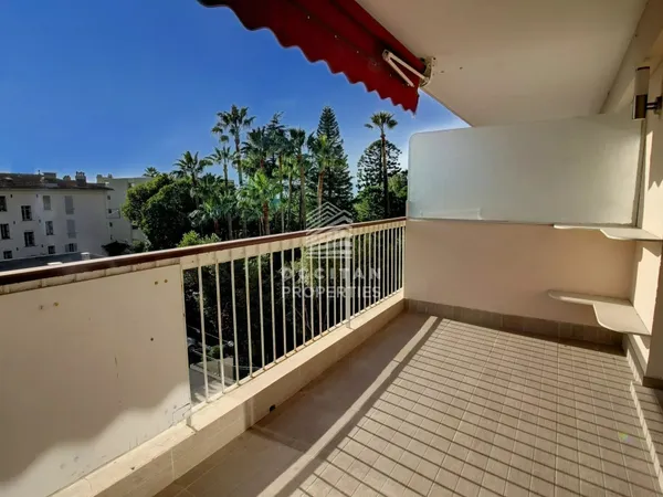 500 mètres de la Croisette - Sud - Calme - Etage élevé 