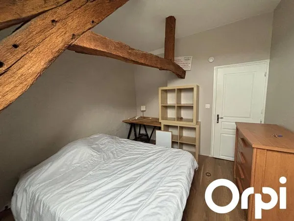 Maison 1 pièce 145 m² 