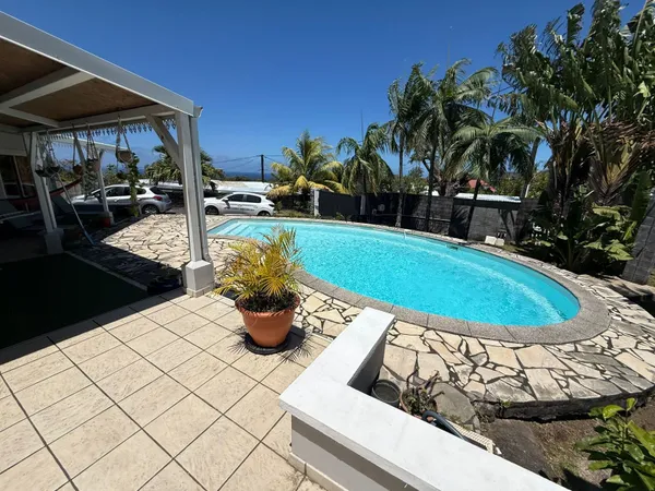 Belle villa T7- 170 m2 secteur LANGEVIN 