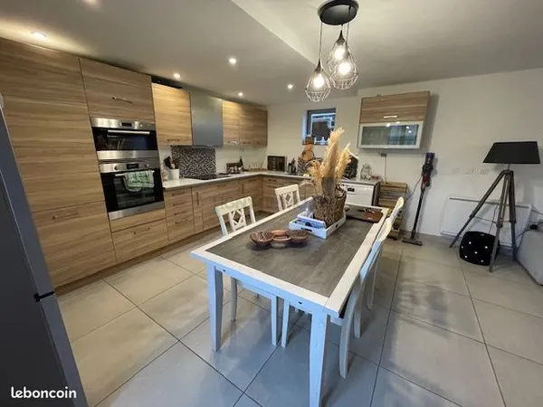 Maison 5 pièces 110 m² 