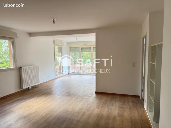 Appartement 4 pièces 80 m² 