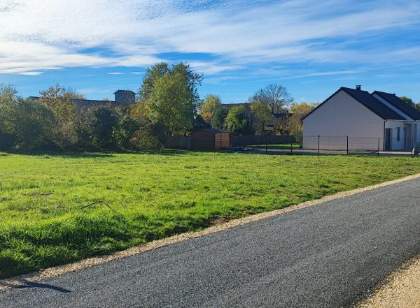 Terrain constructible 1001 m² 