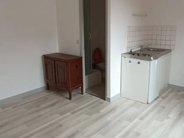 Studio 1 pièce 15 m² 