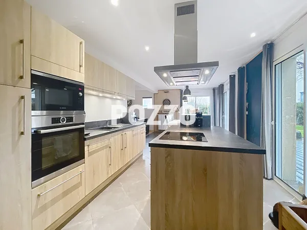 Maison - 5 pièces - 4 chambres - 148 m² - jardin - garage - Saint-Lô ouest 