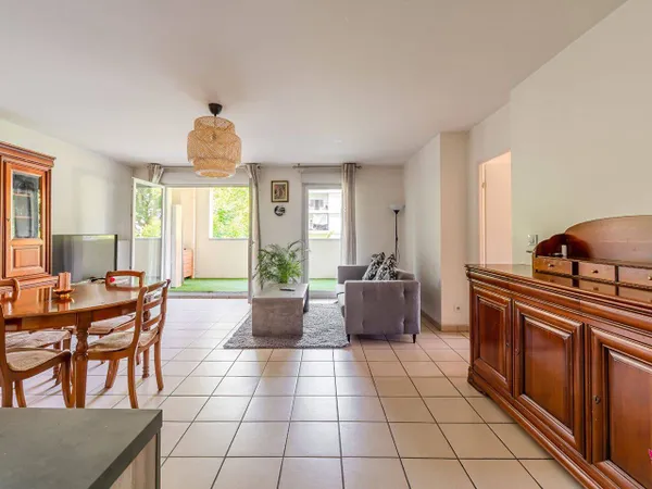 Appartement 4 pièces 82 m² 