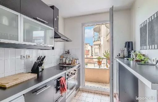 A louer beau Appartement T2 de charme - 51 m² avec terrasse et balcon - Champigny-sur-Marne 