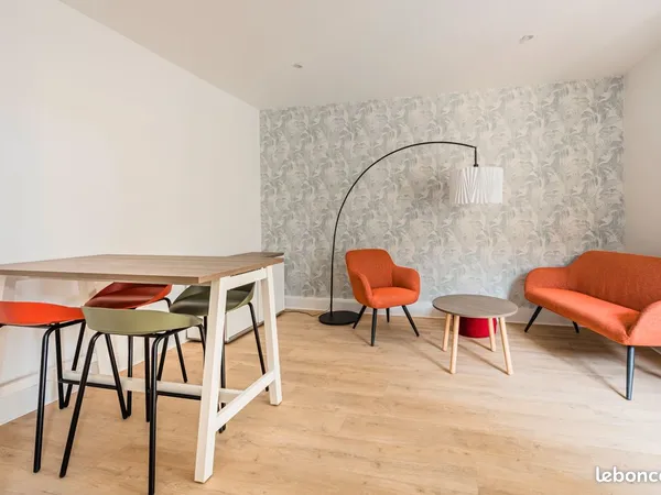 Chambre meublé / Colocation - d'environ 92 m2 située 40 Boulevard de Lyon à STRASBOURG 