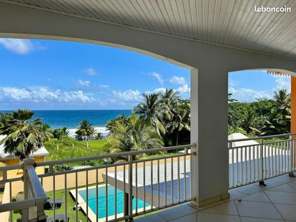 Maison 6 pièces 366 m² 