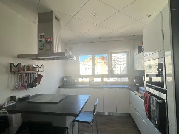 Appartement T3 meublé Saxe Gambetta 