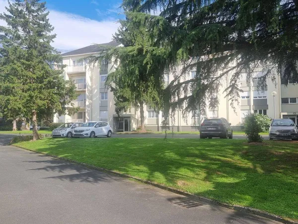 Appartement 4 pièces 94 m² 