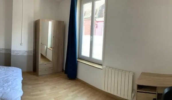 Colocation meublée (Chambre 13,5m2 à Croix Blanche - 440 Charges Comprises) 
