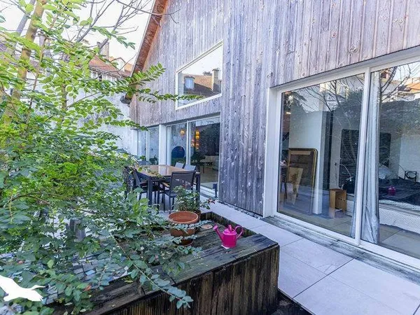 Appartement 8 pièces 284 m² 