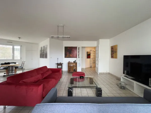Appartement 4 pièces 81 m² 