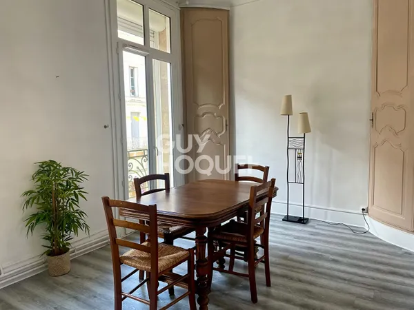 Bel Appartement T2 meublé, Climatisé , Meublé + cave 