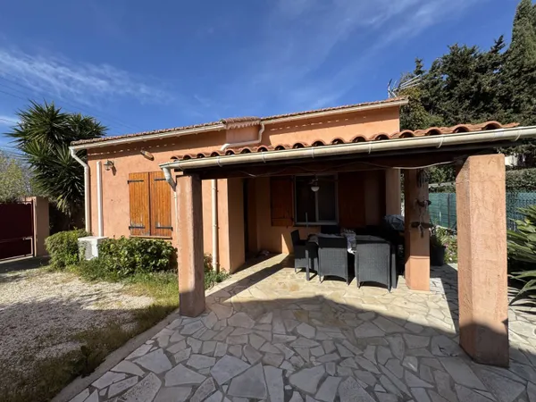 Maison de plain-pied 2 pièces 43 m² 