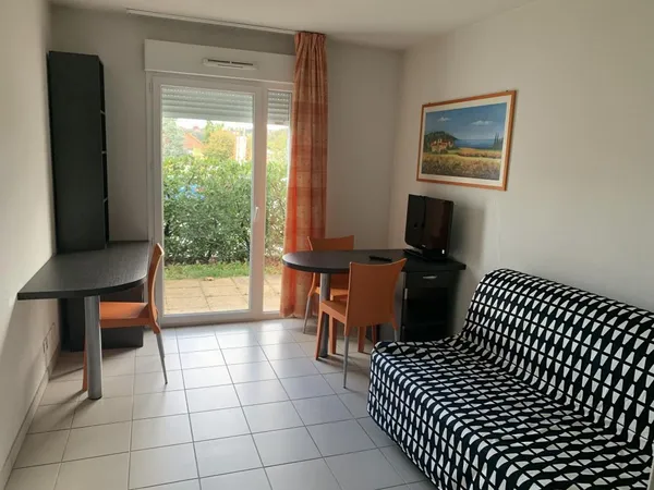 STUDIO MEUBLE HOPITAL NORD 