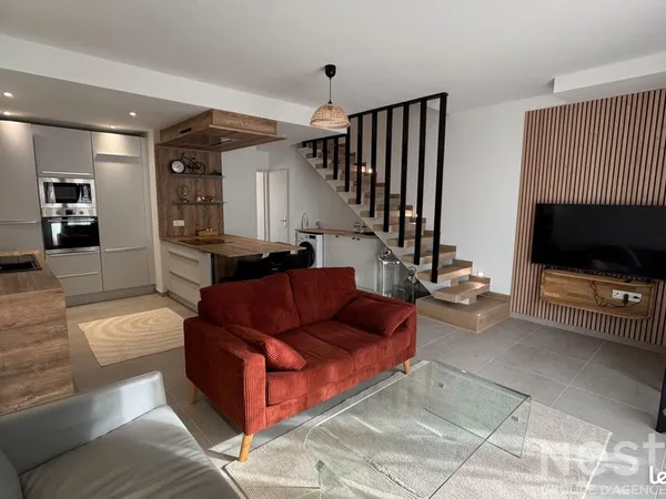 Triplex 6 pièces 84 m² 