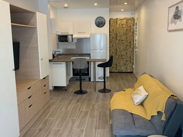 Studio meublé centre-ville 