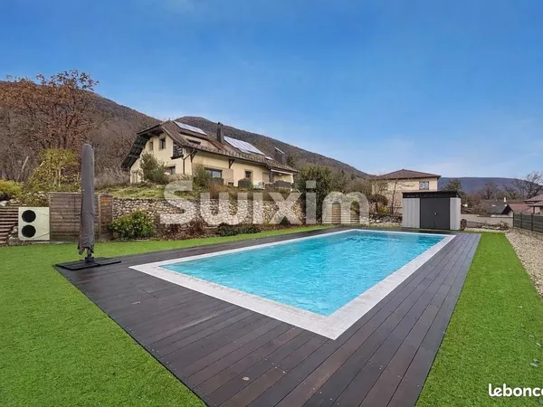 Maison 8 pièces 280 m² 