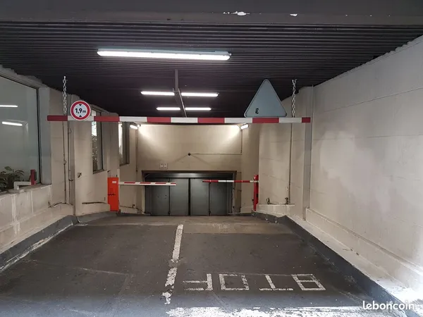 Place de parking Paris 3e coeur du Marais 