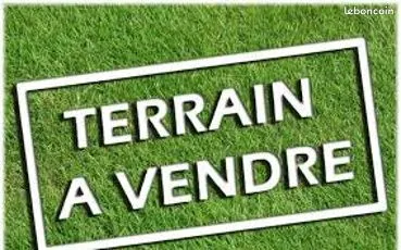 Terrain 2 833 m² Sainte Anne 