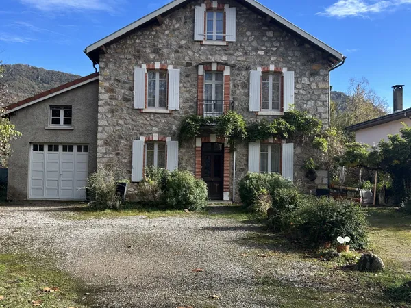 Très belle maison de maître à Montgailhard 