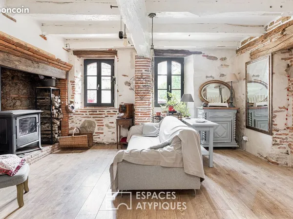 Maison 6 pièces 240 m² 