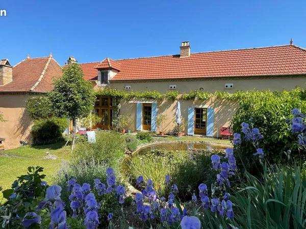 Maison 7 pièces 295 m² 